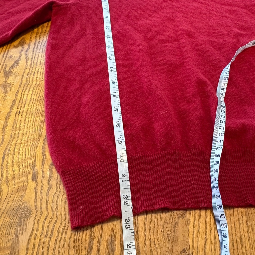 Saks Fifth Avenue Vintage 90’s Y2K Red Cashmere Turtleneck Sweater Size M - Picture 6 of 8